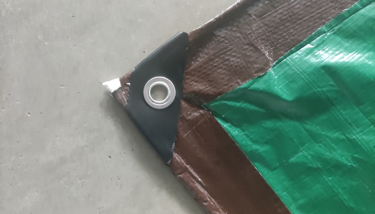 కవర్ రక్షణ కోసం 8'x10' 110GSM బ్రౌన్ గ్రీన్ PE టార్పాలిన్ కవర్ రక్షణ కోసం 8'x10' 110GSM బ్రౌన్ గ్రీన్ PE టార్పాలిన్